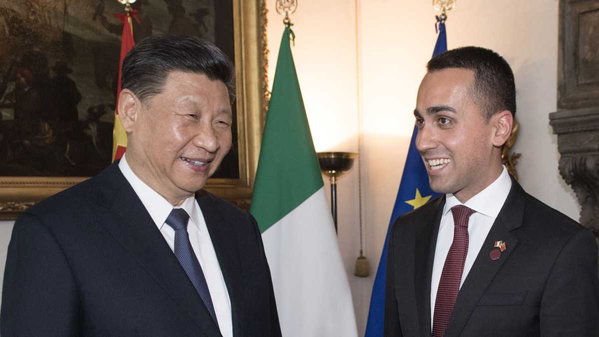 Immagine di Due cargo italiani bloccati nella disputa tra Cina e Australia