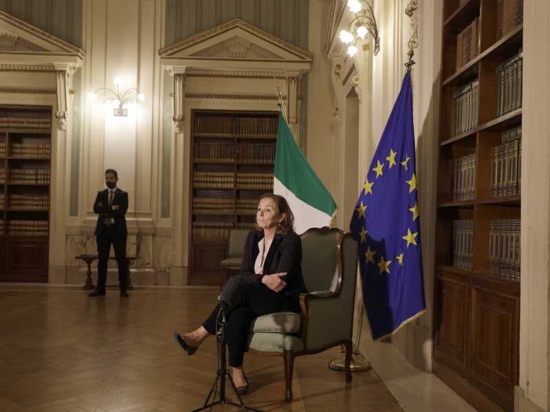 Il Cts si spacca, il governo non decide e il Viminale è in attesa