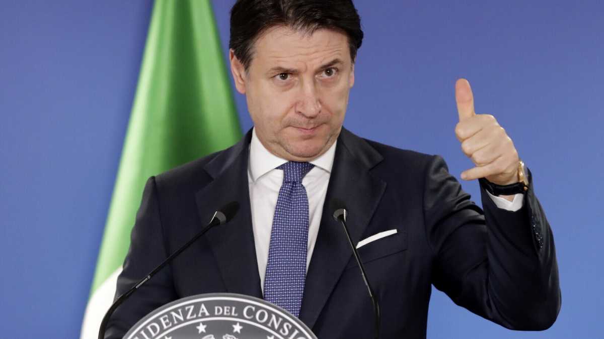 Immagine di Così Conte prova a usare le nomine sui servizi segreti per evitare la crisi