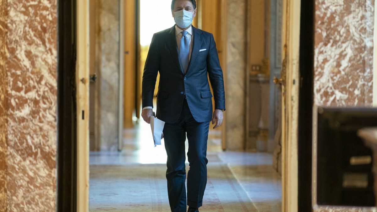 Immagine di Il governo non è pazzo, ma ci manderà al manicomio