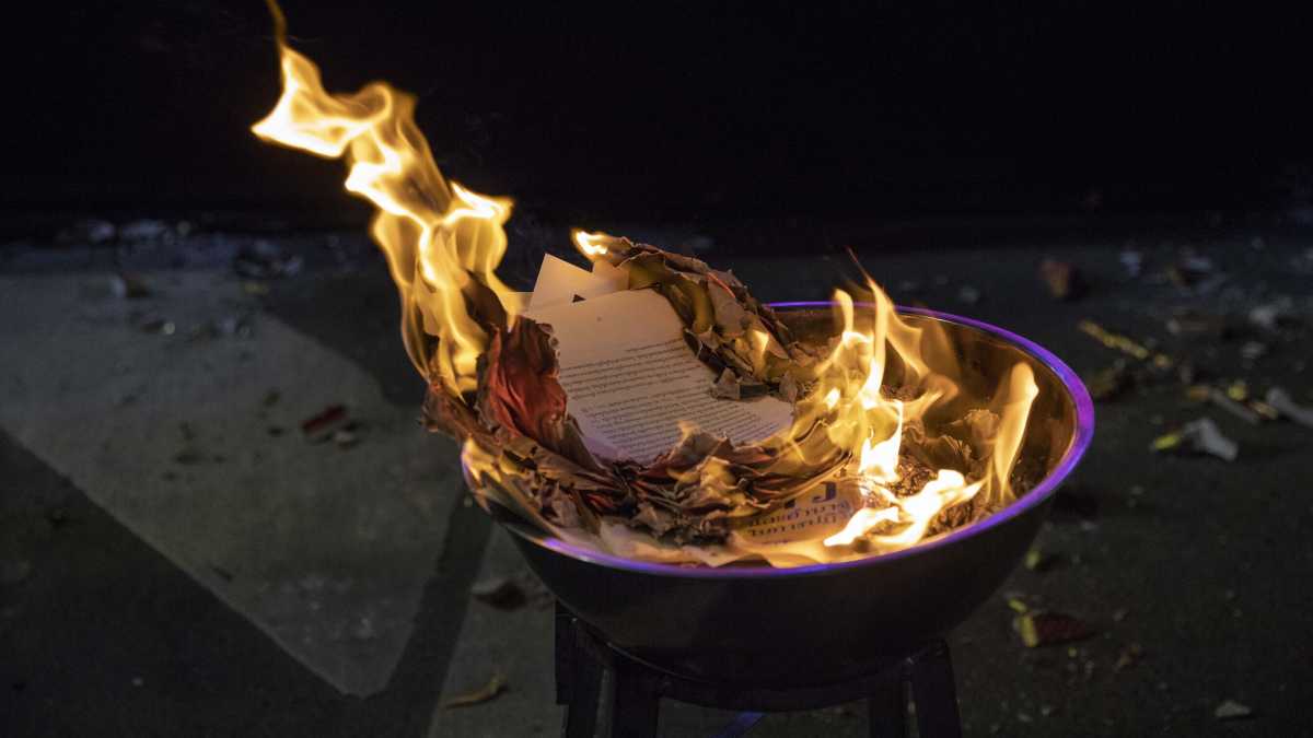 Immagine di "Sei una islamofoba". E la casa editrice manda al macero il libro di Julie Burchill