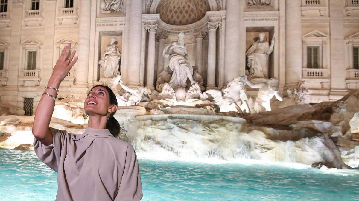 Immagine di Gli assessori di Raggi che gufano per la condanna