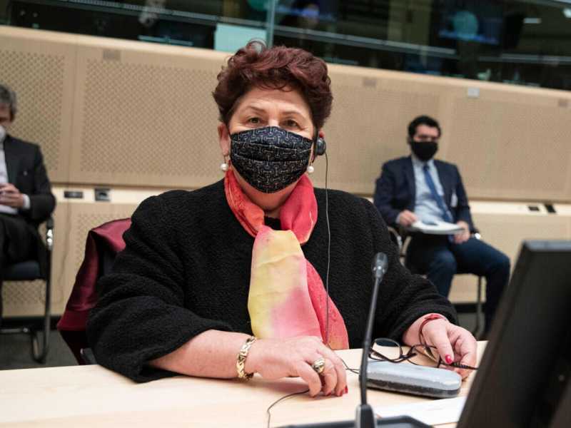 “Conte può continuare se fa davvero il presidente del Consiglio”, ci dice Bellanova