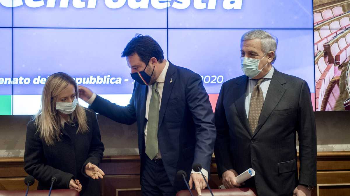 Immagine di "Il Ppe non è una compagnia di ventura". Appunti per la Lega. Parla Tajani