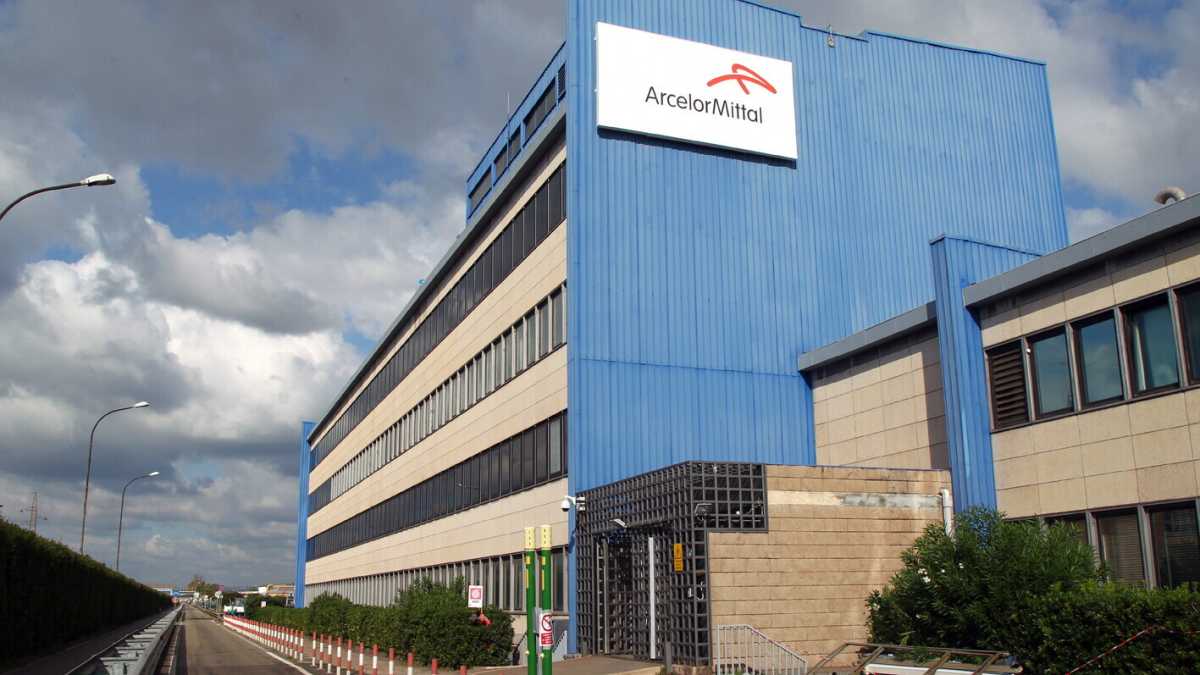 Immagine di L’accordo Invitalia-ArcelorMittal sull’Ilva tra narrazione e realtà
