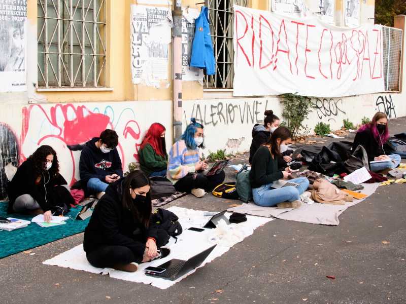 In questa scuola precaria la ricchezza è nelle persone