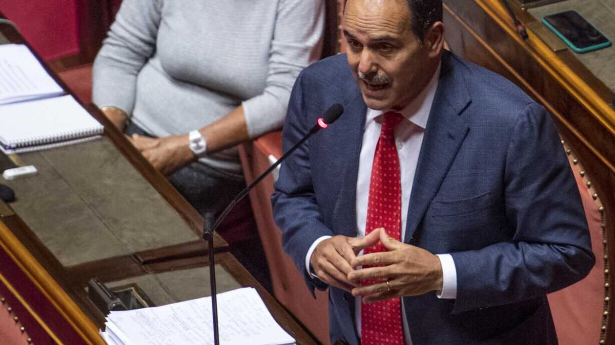 Immagine di "Molte critiche di Renzi al governo sono fondate", ci dice Andrea Marcucci
