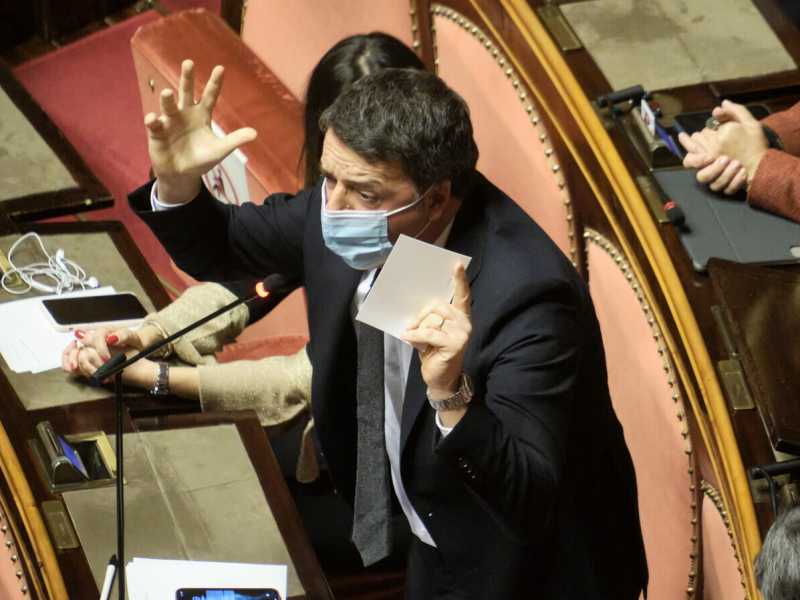 Ipotesi sulla ferocia dei morsi di Renzi