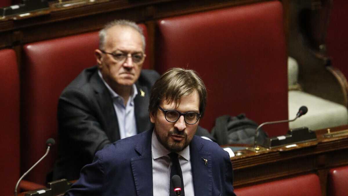 Immagine di Salvini manda Guidesi e Locatelli a puntellare Fontana in Lombardia