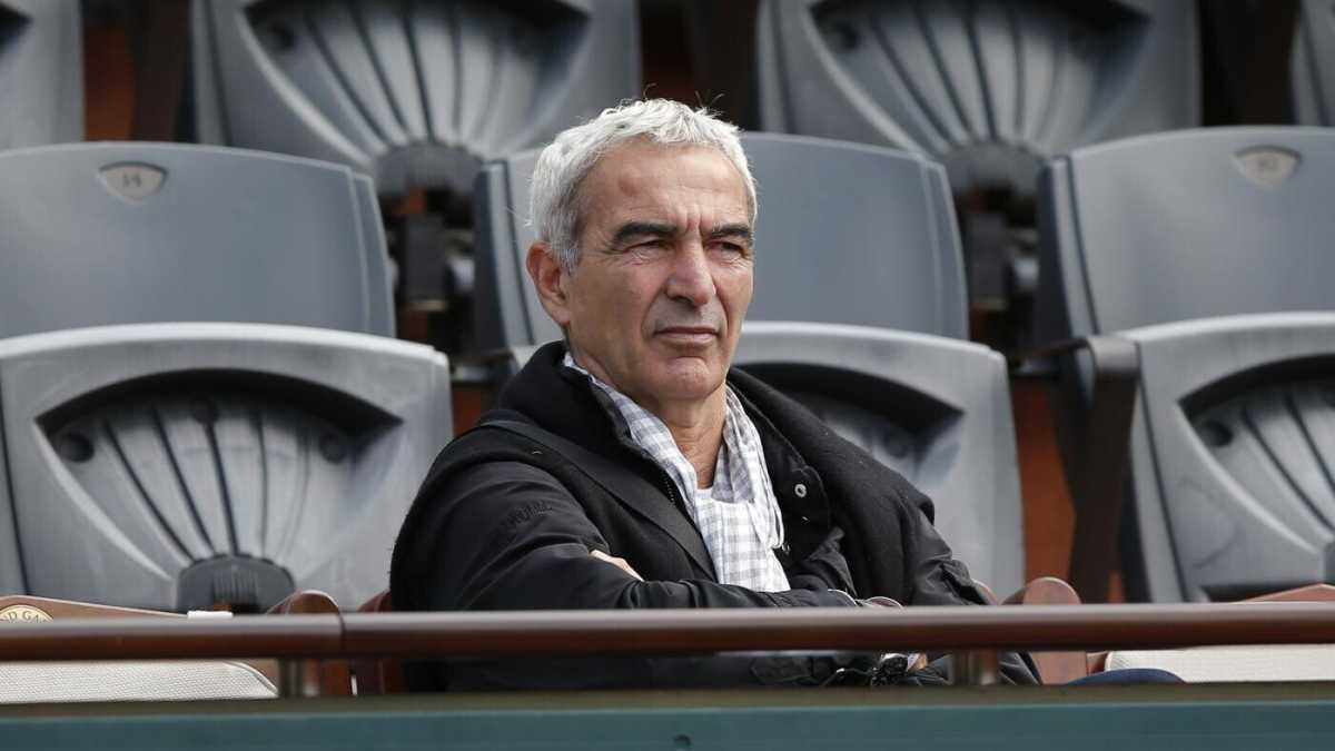 Immagine di Il ritorno del grande antipatico Domenech baciato dalle stelle