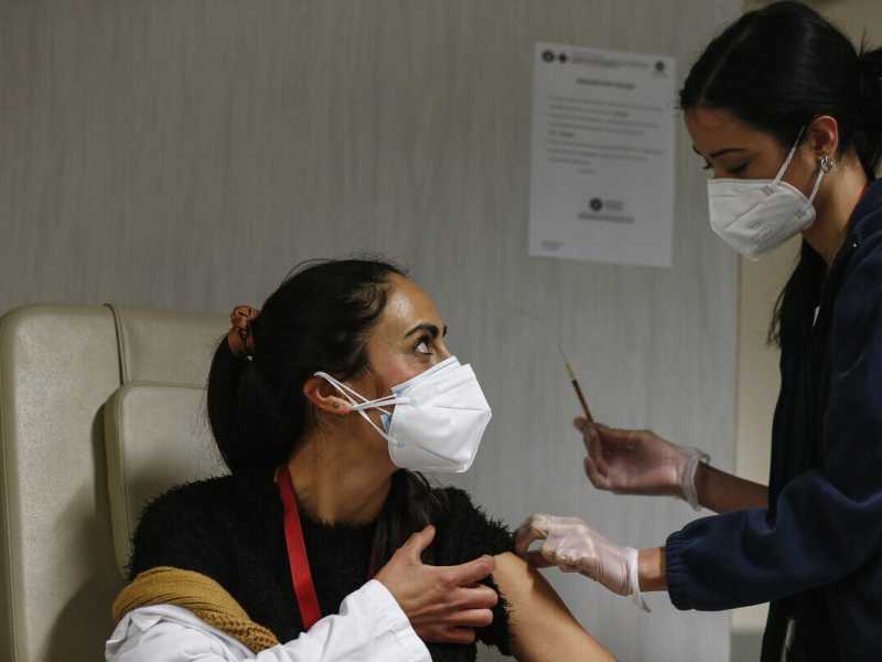 In Italia la campagna vaccinale è in ritardo. Falso