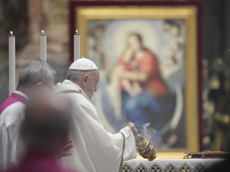 Il Papa, le donne e lo scandalo che non c’è