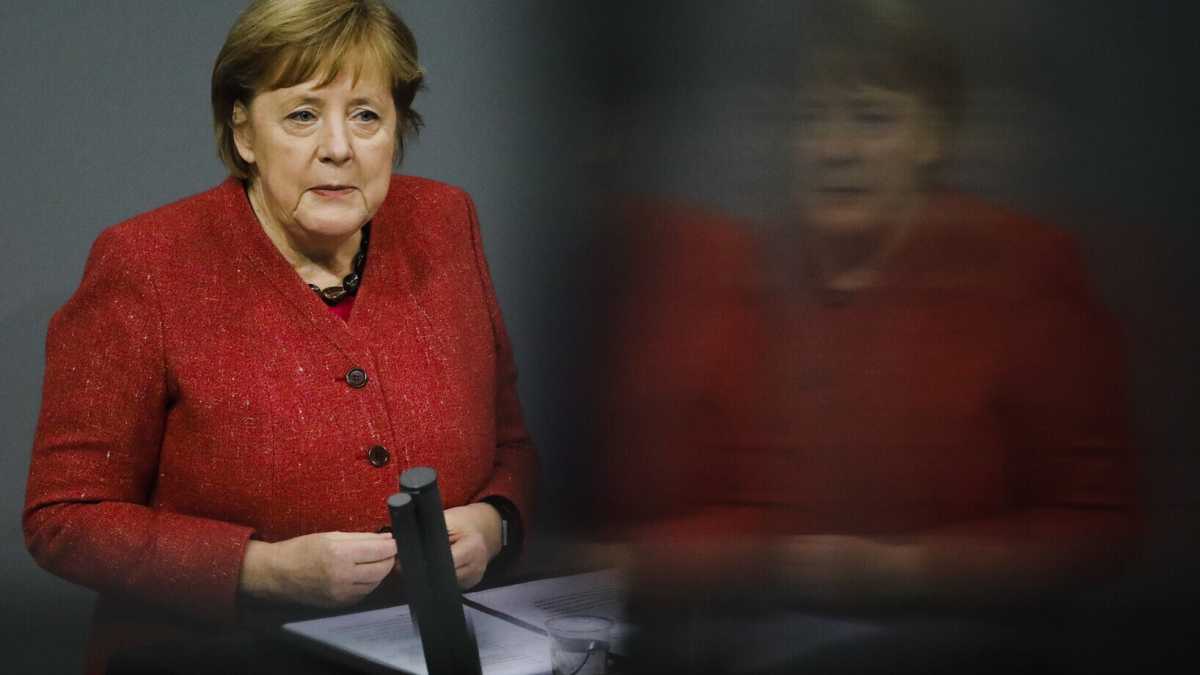Immagine di Perché la Merkel non ha preso bene il ban di Twitter a Trump? C’entra la trasparenza