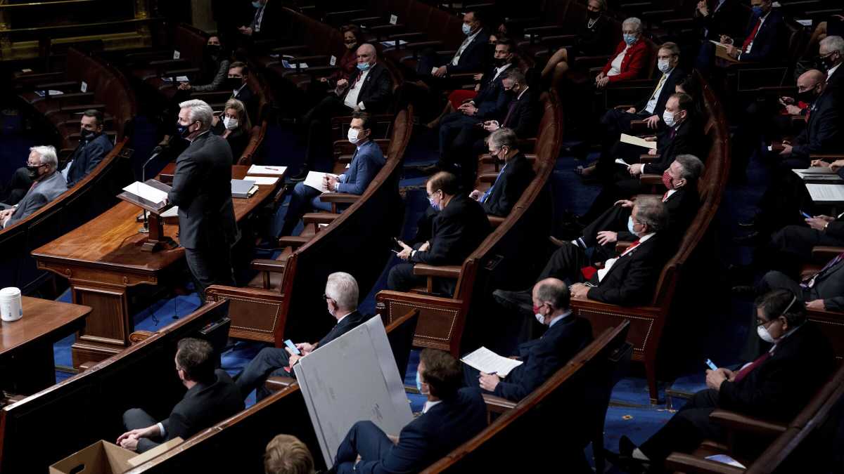 Immagine di Aria di vendetta al Congresso