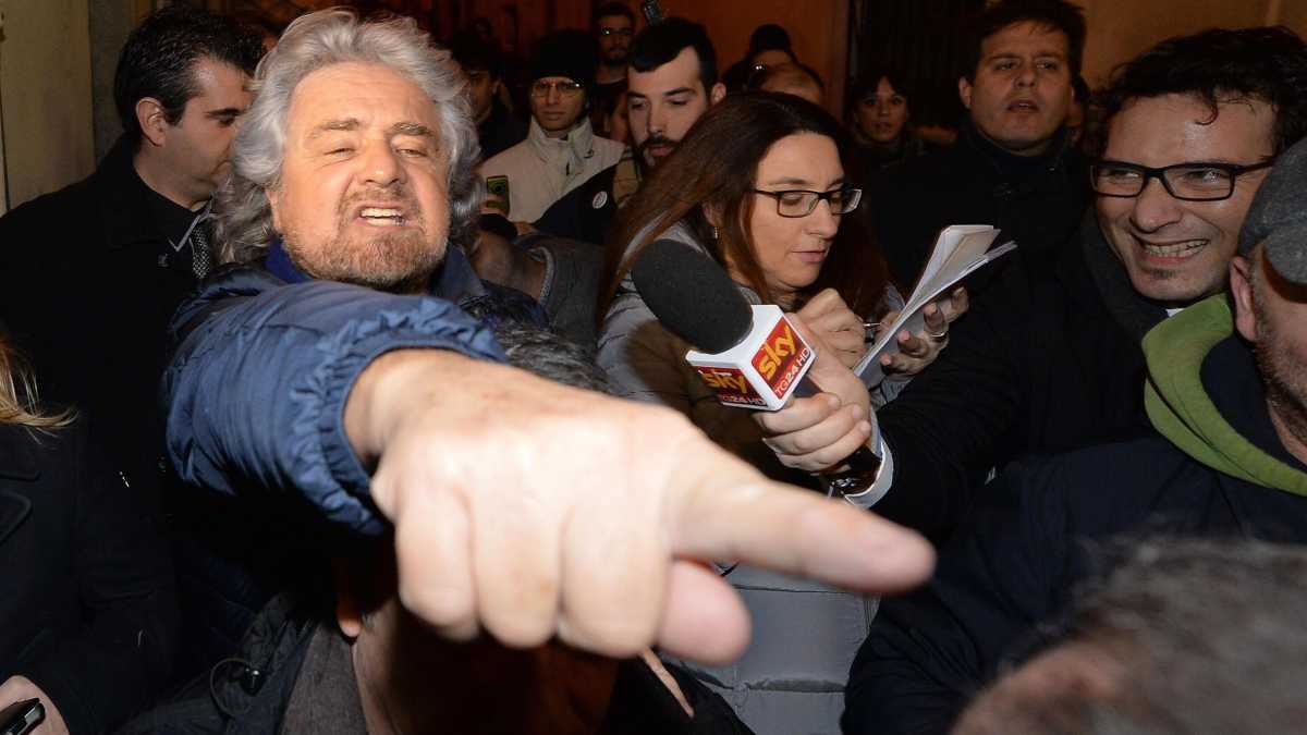 Immagine di Trump all'Ariston