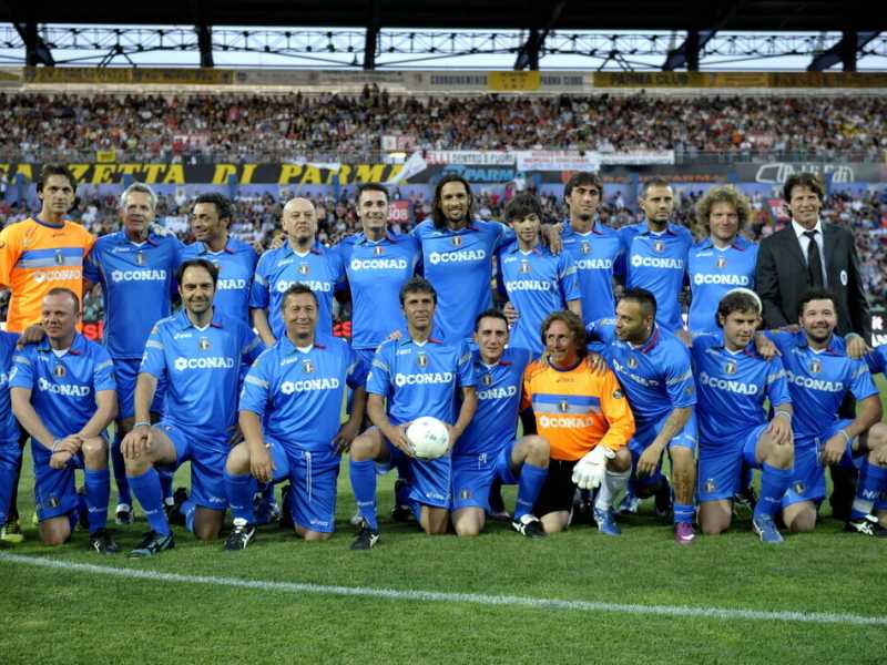 La Nazionale Italiana Cantanti alla 20a edizione della Partita Del Cuore, oggi 30/05/2011  allo stadio Ennio Tardini di Parma ANSA/PIERPAOLO FERRERI
