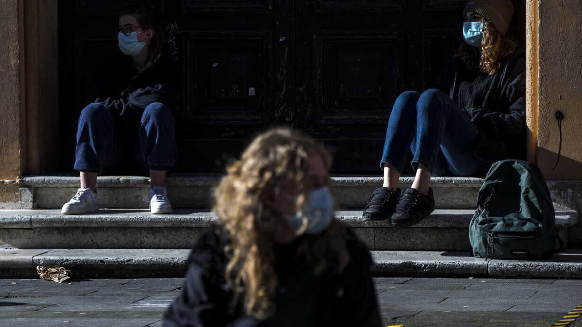 Immagine di Lo strano caso delle scuole aperte dal Tar