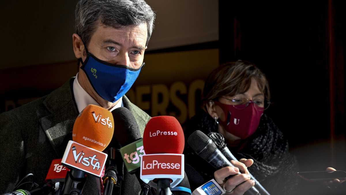 Immagine di “Dobbiamo evitare che la difesa della posizione del Pd diventi la sacralizzazione di Conte”, dice Orlando