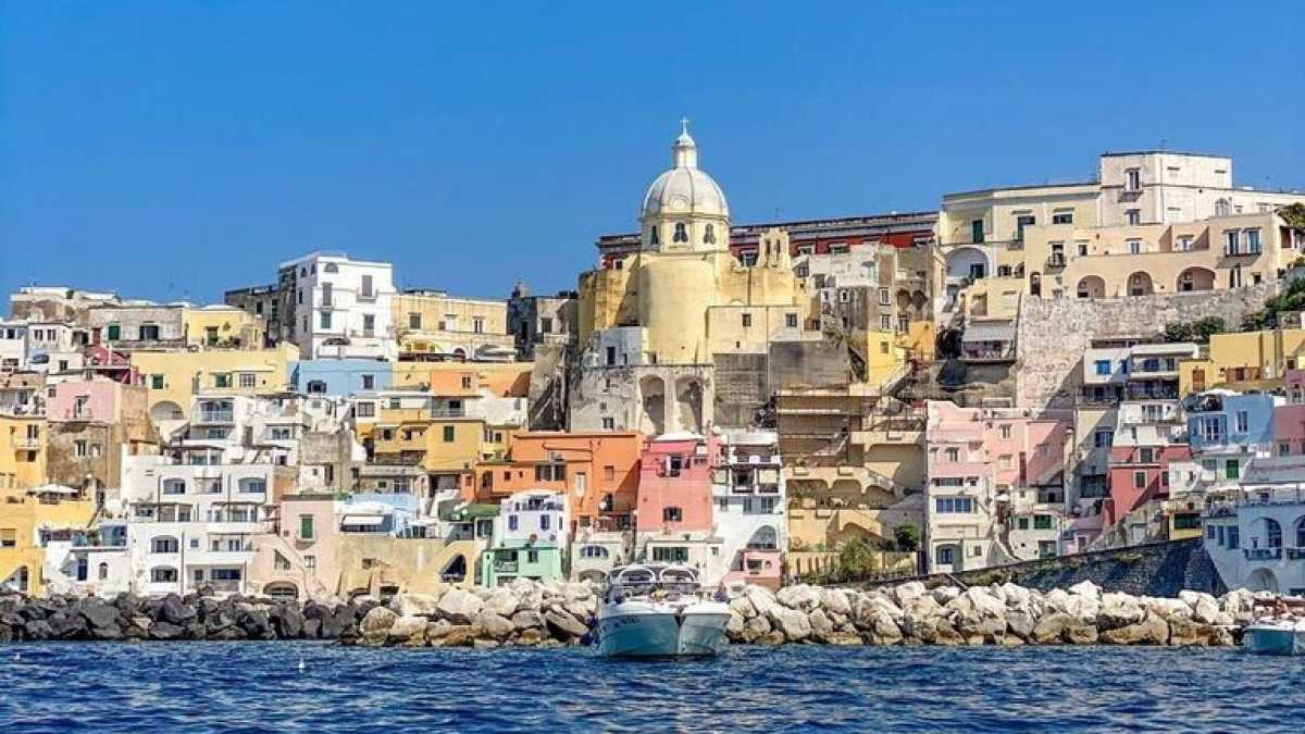 Immagine di Così Procida è diventata Capitale della cultura. Parla il sindaco