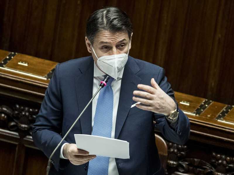 Tutte le strizzate d'occhio di Conte alle opposizioni