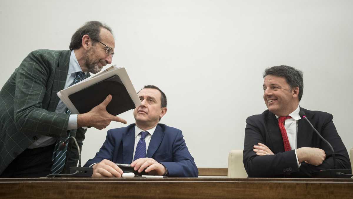 Immagine di Così la Boschi rimuove Nencini dal gruppo. Ma il simbolo del Psi è una grana per Renzi