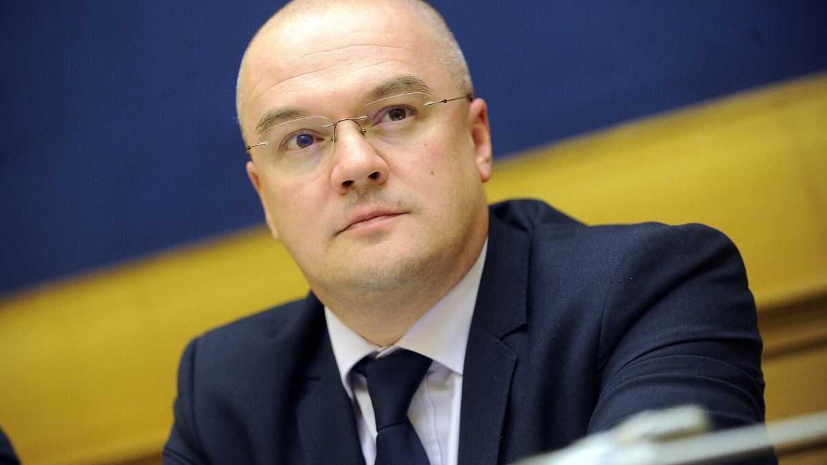 Immagine di “Per convincere i liberali serve un nuovo governo e un nuovo Recovery”. Parla Enrico Borghi (Pd)
