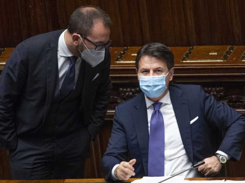 <span class="gwt-InlineHTML kpm3-ContentLabel">Il ministro della Giustizia Bonafede e il premier Conte in Parlamento (foto Ansa)</span>