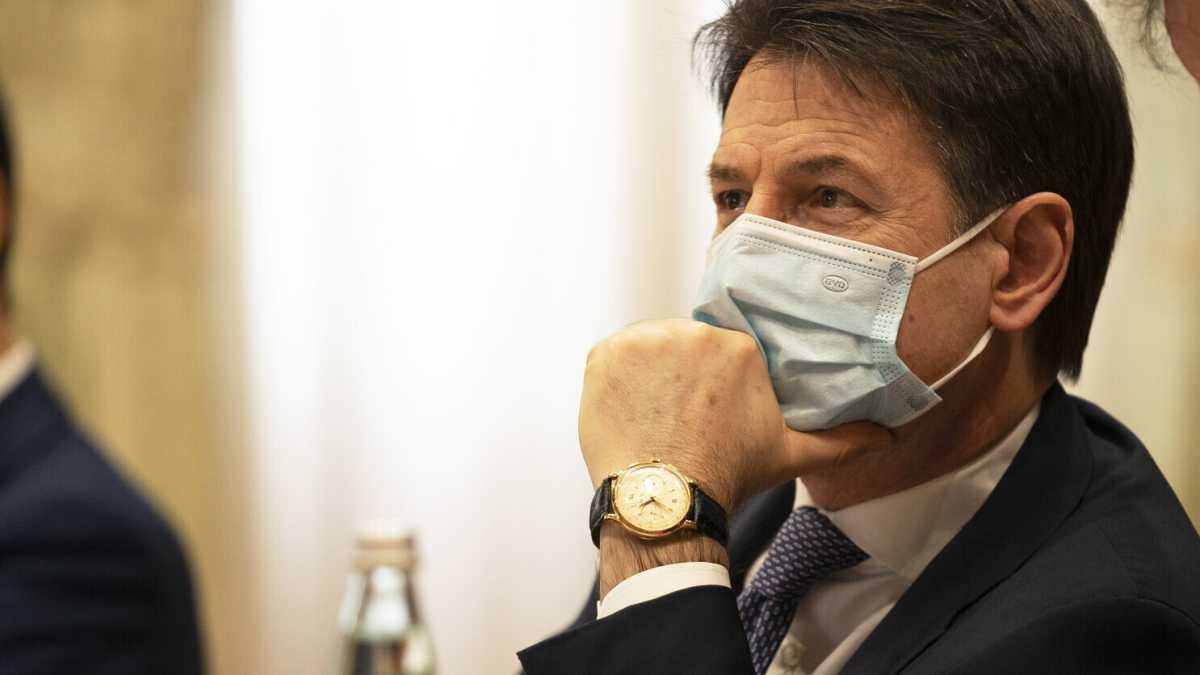 Immagine di Perché Conte sta pensando di dimettersi per evitare il voto su Bonafede