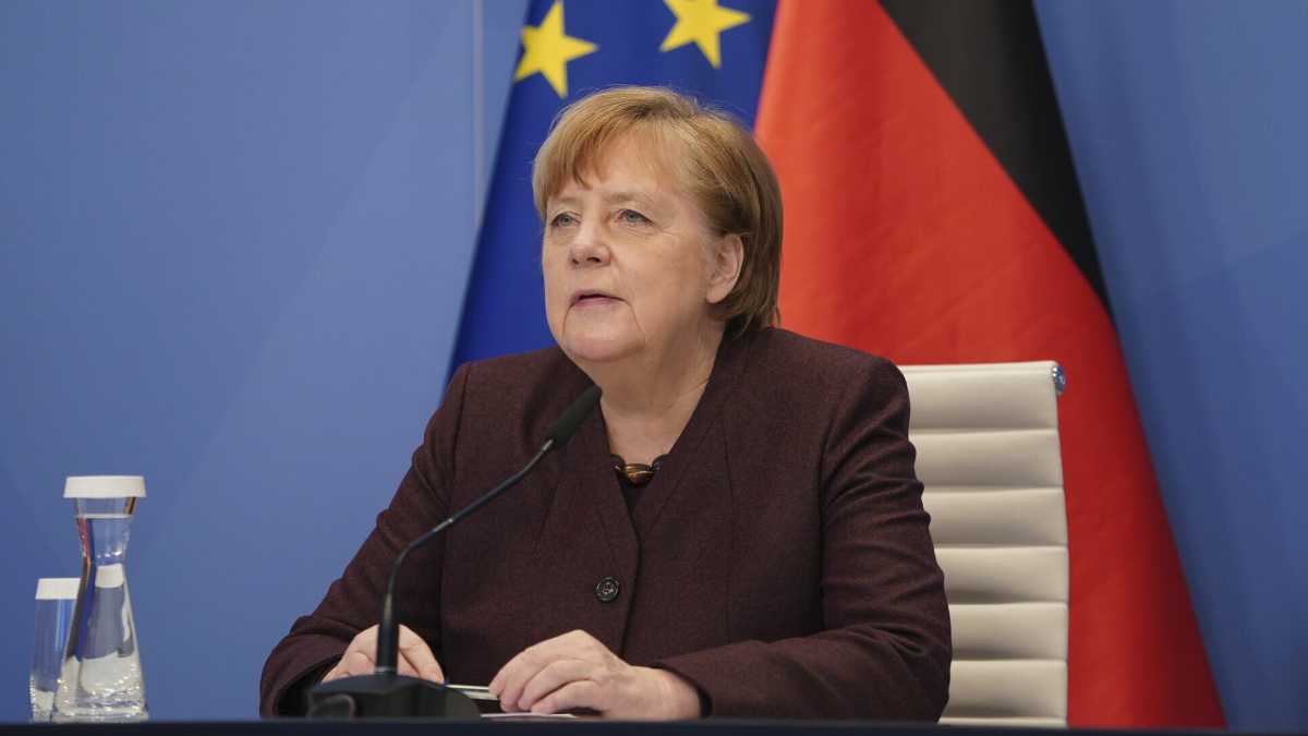 Immagine di Arriva la Merkel e subito l’asse di Davos si sposta a occidente