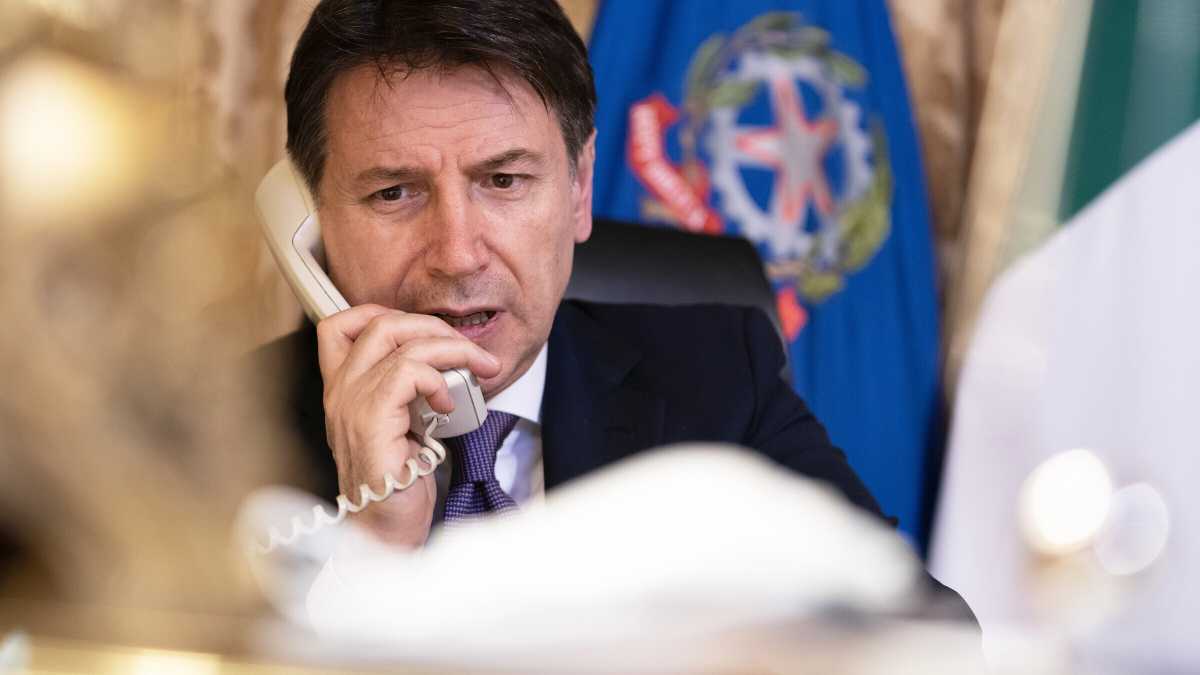 Immagine di "Conte ter possibile se oggi nascerà il gruppo dei responsabili"