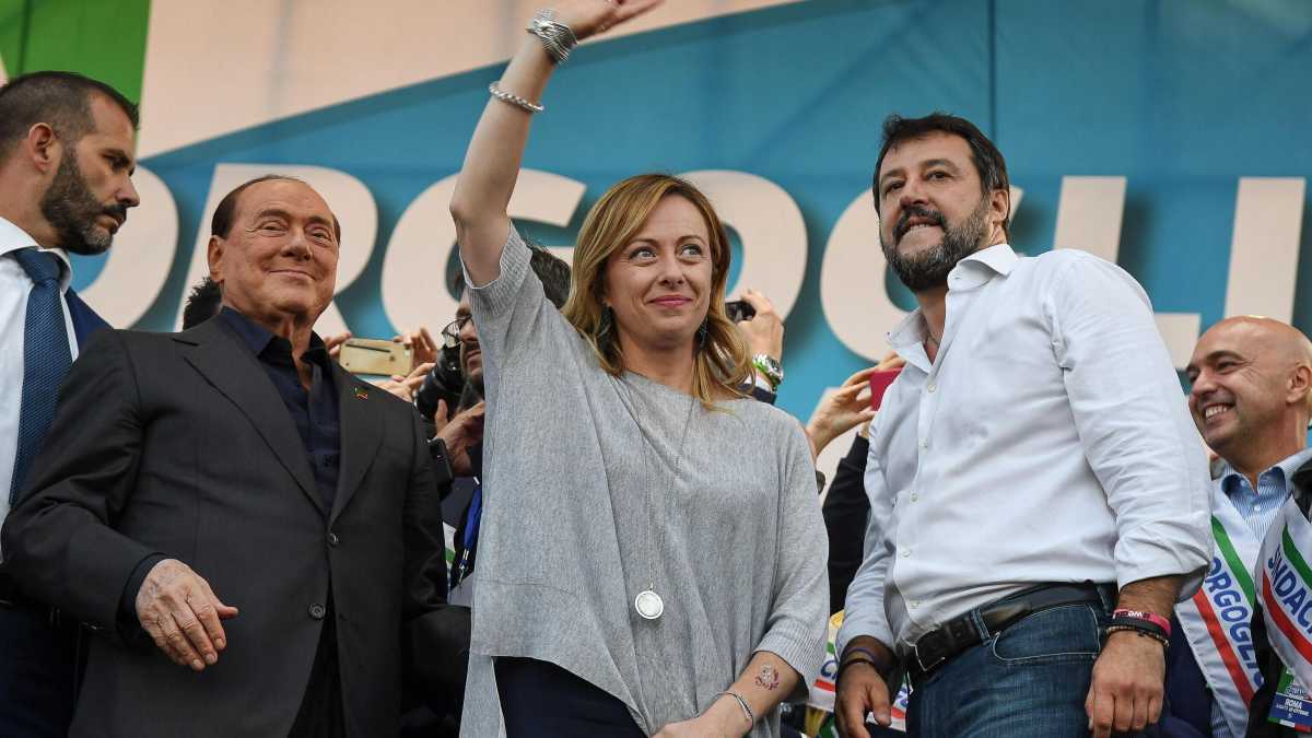 Immagine di Salvini spettatore passivo della crisi