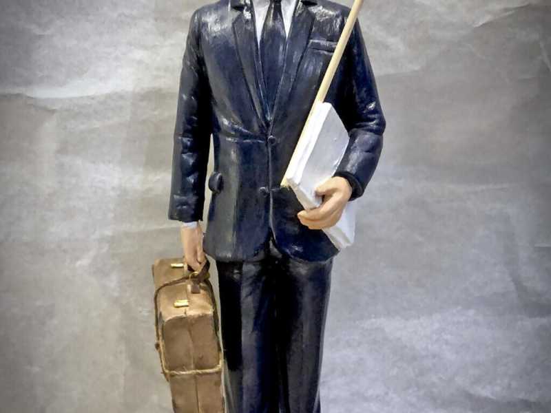 La statuina del presidente del Consiglio realizzata dall'artigiano di San Gregorio Armeno  Genny Di Virgilio (foto ANSA/Ciro Fusco)