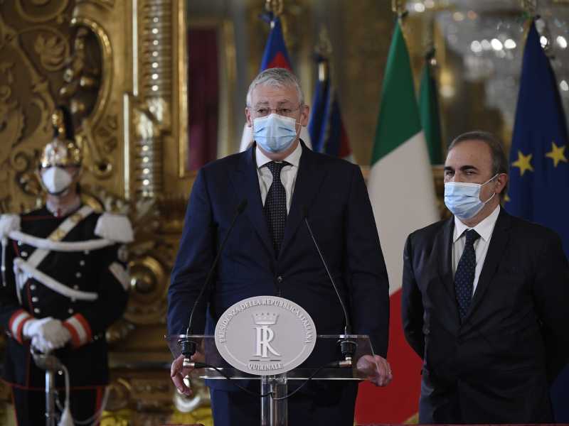 Vitali come la "talpa" di Le Carrè. I costruttori: "Renzi ministro"