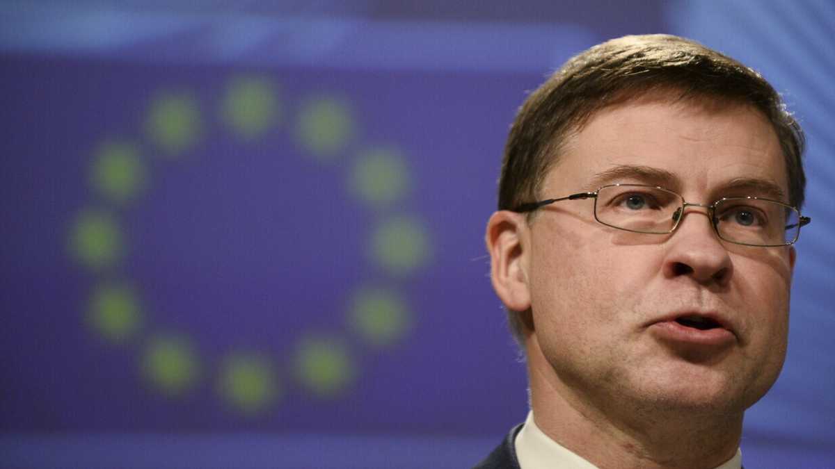 Immagine di Il contratto smentisce AstraZeneca