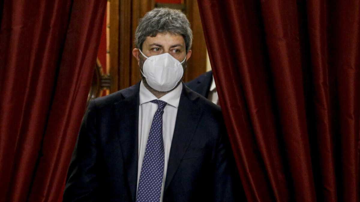 Immagine di Il prezzo che Renzi chiede per accettare un Conte Ter e la mossa che manca a destra per l'opzione Draghi