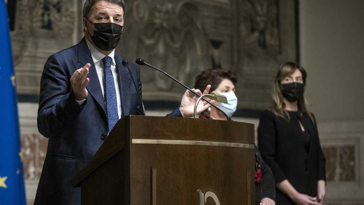 Immagine di Renzi cerca discontinuità reale sul Conte ter. "Ma con Draghi faremmo un servizio al paese"