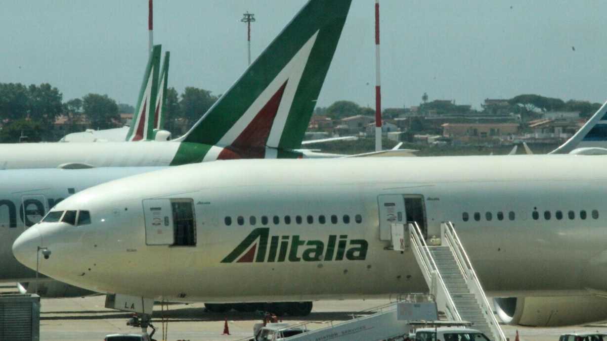 Immagine di Quanto costa il tempo perso su Alitalia