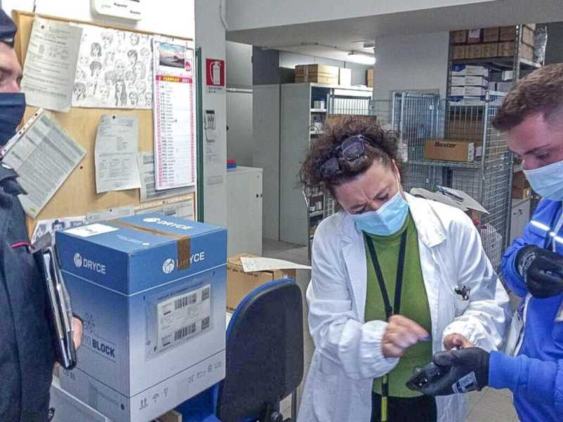 Piano vaccini, la road map a sbalzi delle Regioni