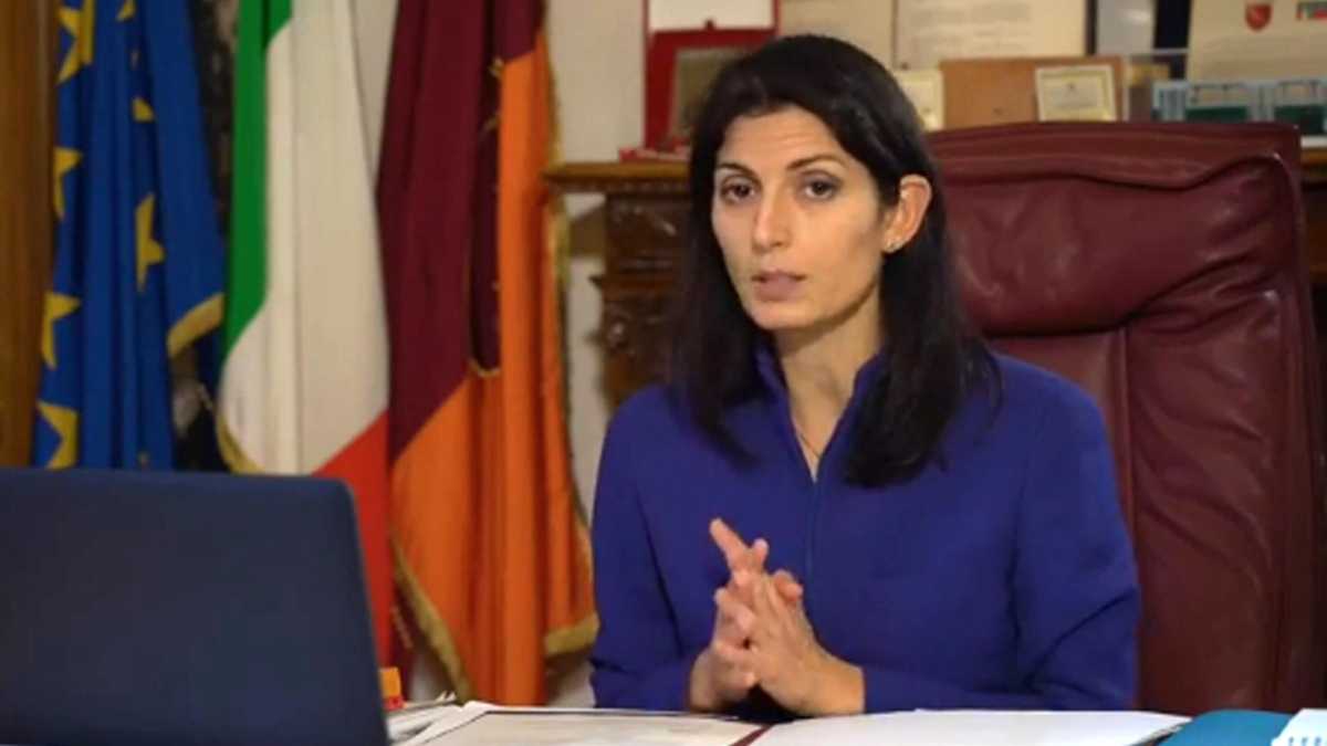 Immagine di Raggi oltre Conte (nel giorno di Draghi)