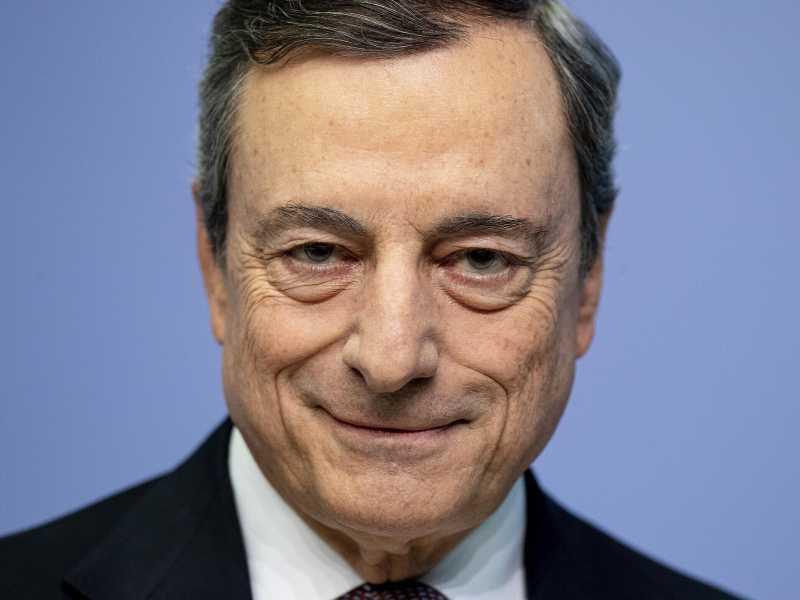 Una fogliata di Draghi