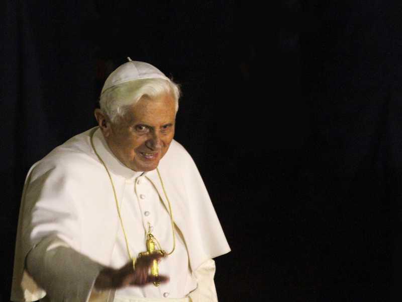 Il ritiro di Papa Ratzinger otto anni dopo