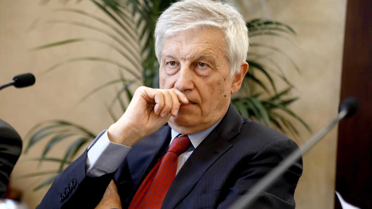 Immagine di Fine della tv tribale? Parla Aldo Grasso