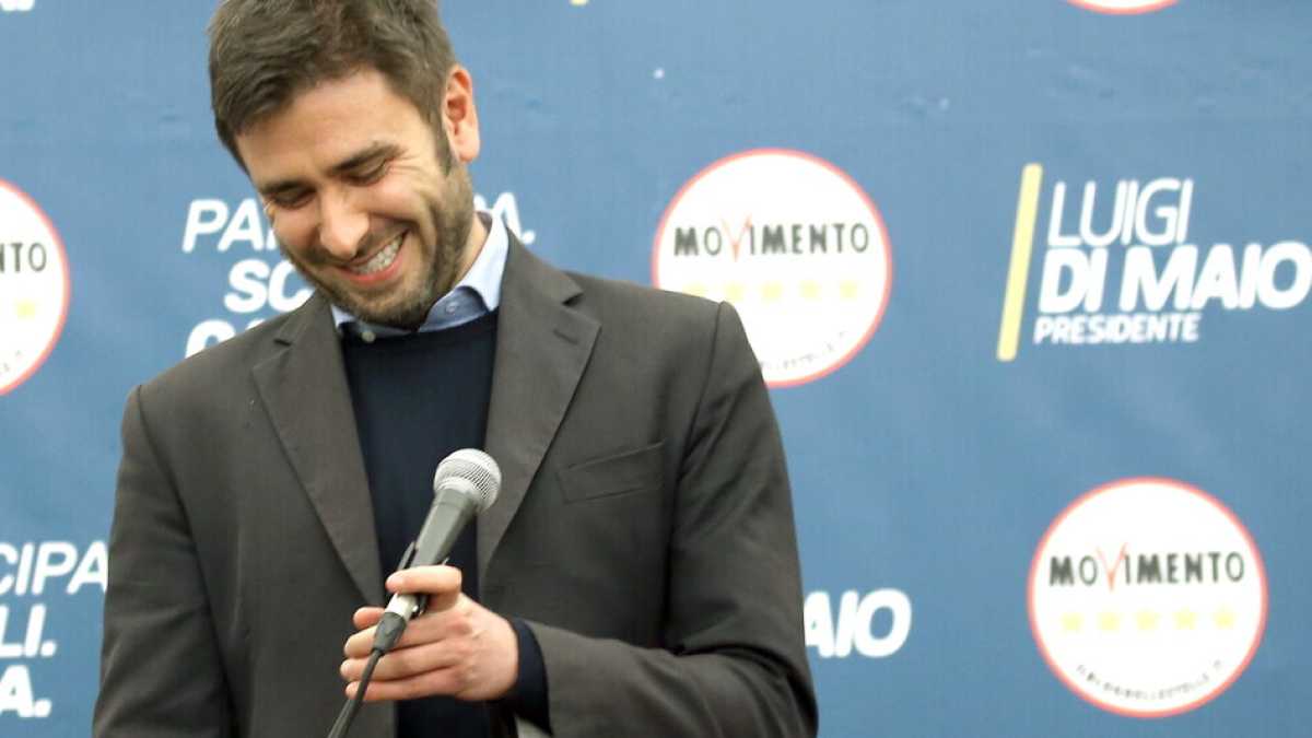 Immagine di Di Battista, scissionista incompiuto