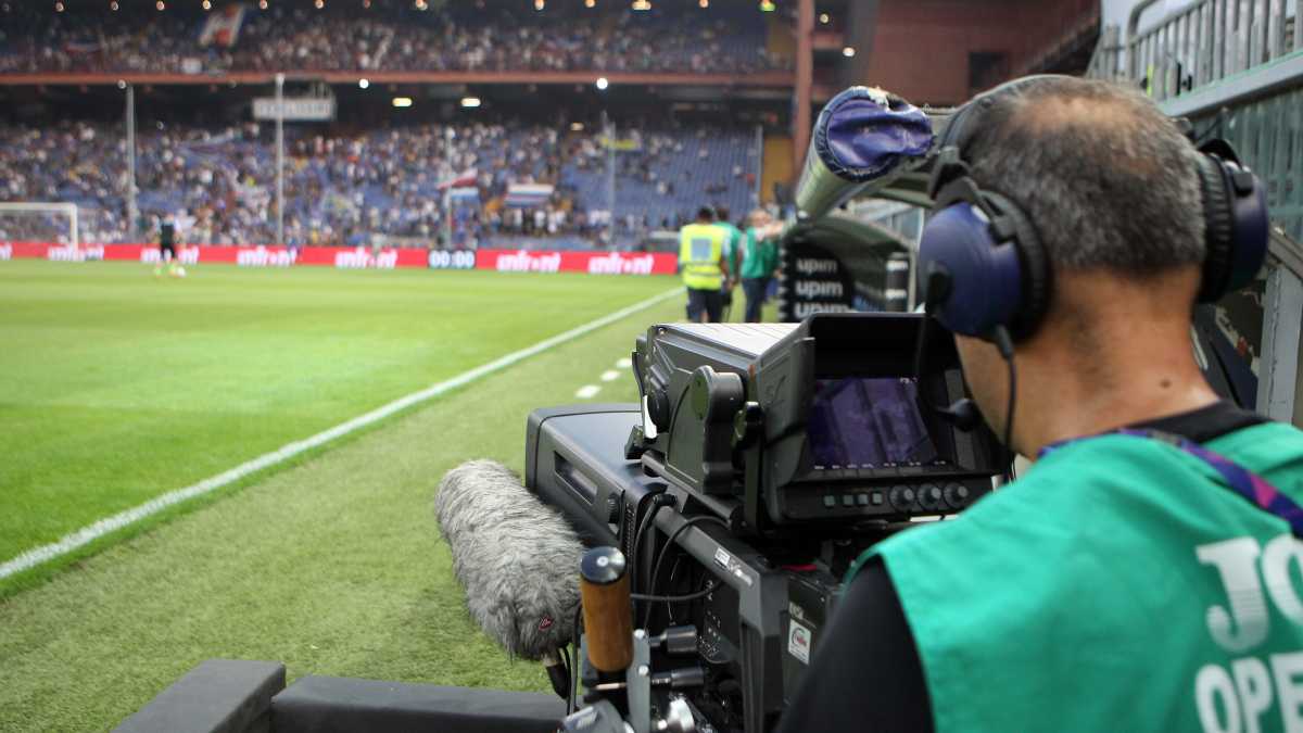 Immagine di Soldi, soldi, soldi. Perché il futuro in bilico dei diritti tv fa litigare tra loro i presidenti di Serie A