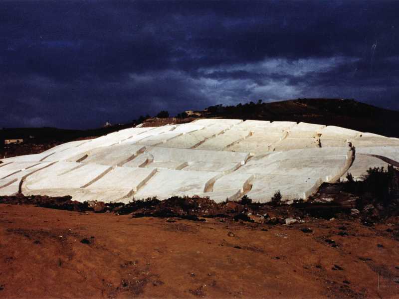 Alberto Burri, Cretto, 1984-89, Gibellina <br />