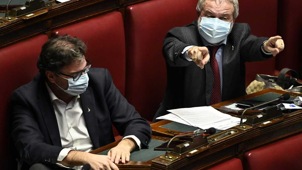 Immagine di "Monete eterne, solitudini e deserti al di fuori". Il cortocircuito di Borghi dopo il discorso di Draghi