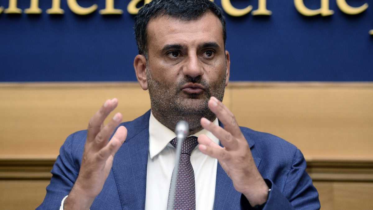 Immagine di "Draghi ha già conquistato noi sindaci", ci dice Decaro