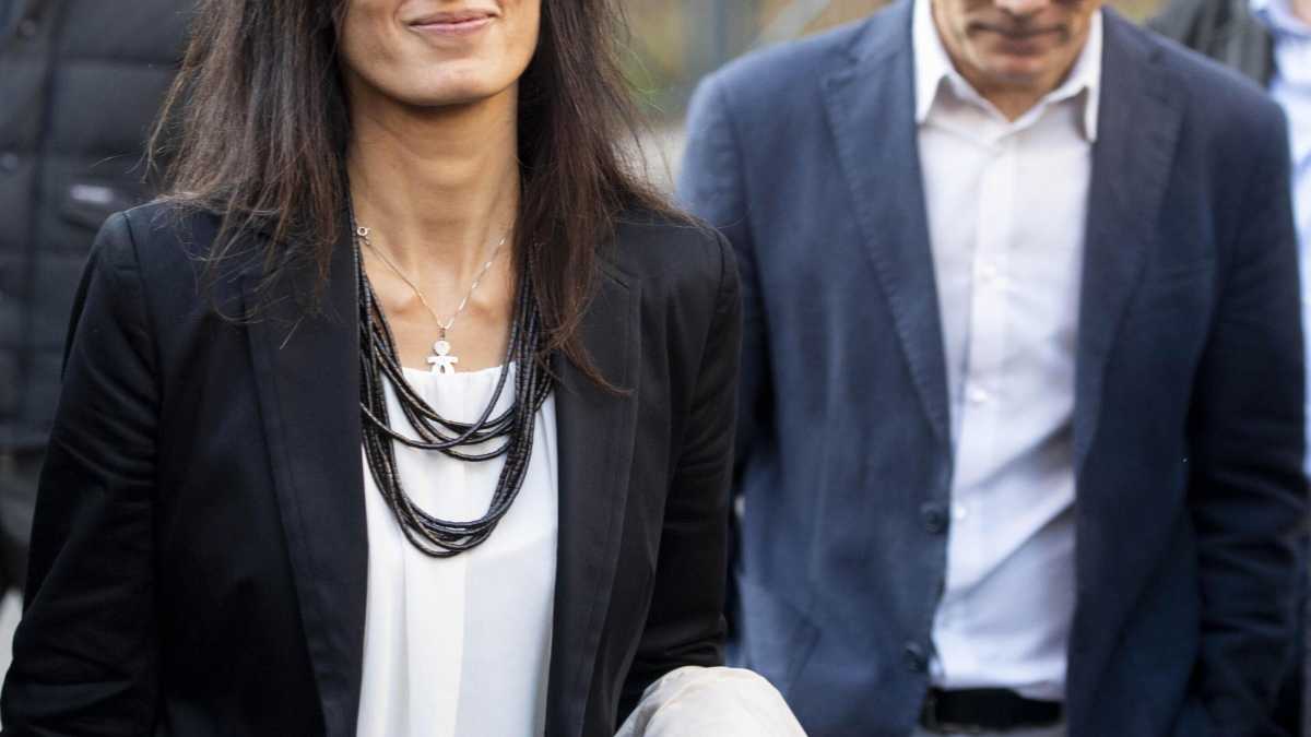 Immagine di Su Draghi a casa Raggi il marito non la pensa come la moglie