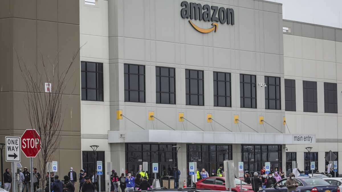 Immagine di New York contro Amazon, di nuovo
