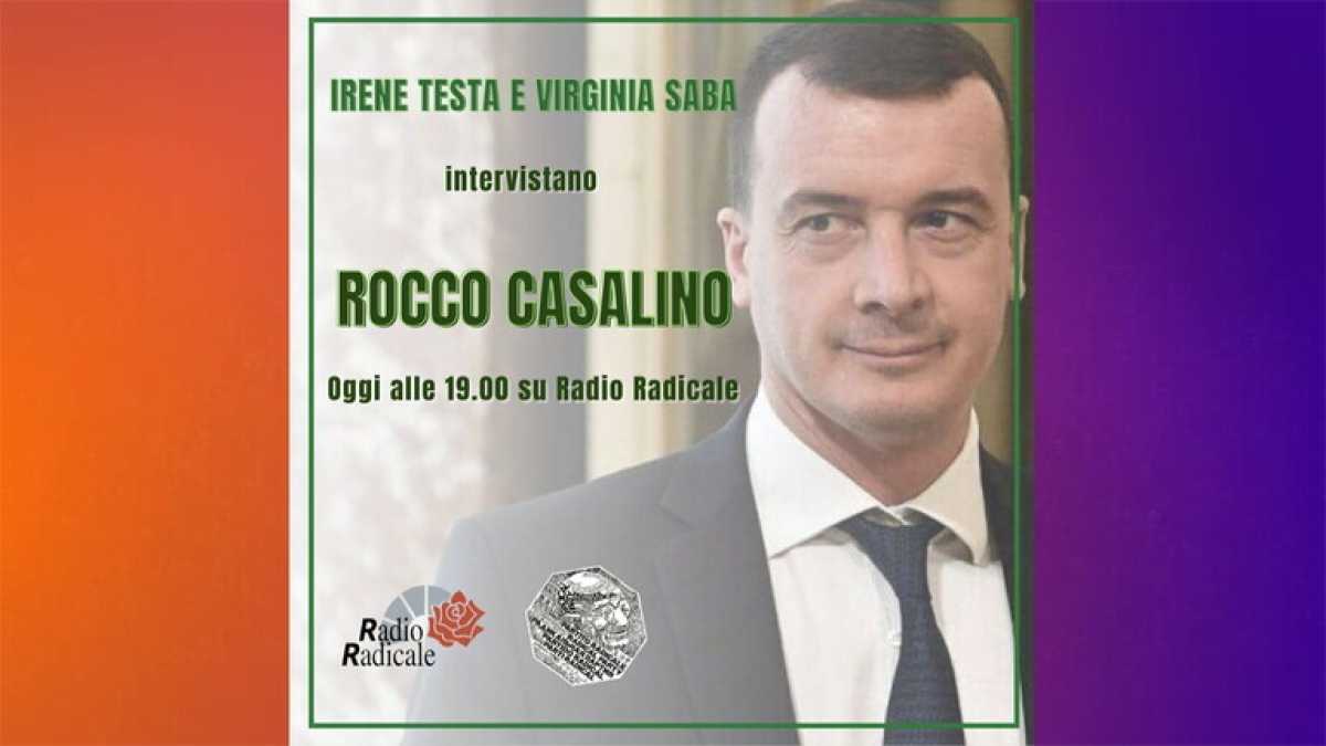 Immagine di Casalino a Radio Radicale intervistato dalla fidanzata di Di Maio (che voleva chiudere Radio Radicale)